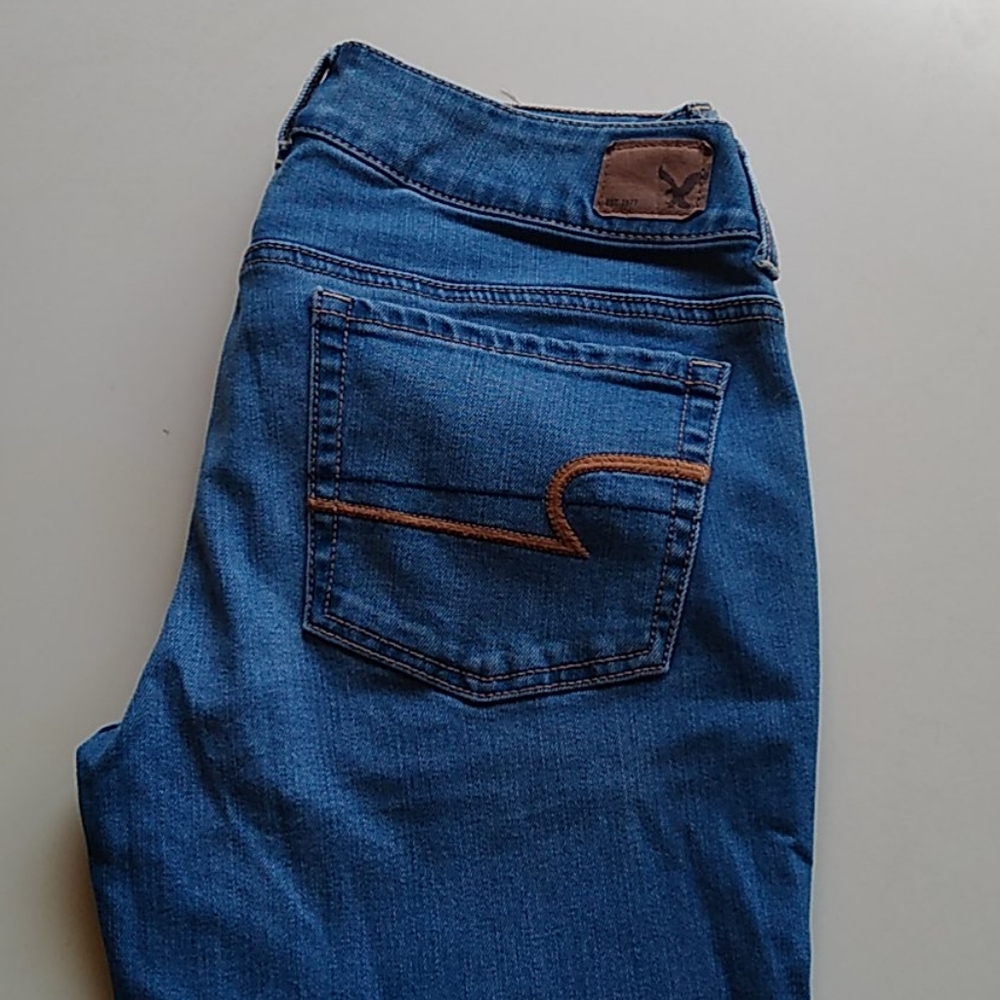 American Eagle Artist Jean